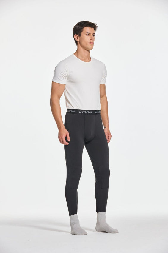 Thermohose mit integrierten Knieschützern