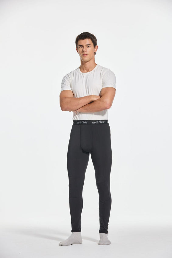 Thermohose mit integrierten Knieschützern